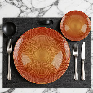 Assiette de table en verre texturé orange brûlé pour l'automne, décorative, couleur ambre chaud, pour mariage, hôtel, restaurant, événement, vaisselle de table - Product Image 4