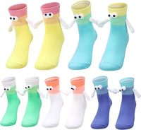 Chaussettes amusantes à motif de dessin animé avec aimants, design personnalisé, cadeaux originaux pour hommes et femmes