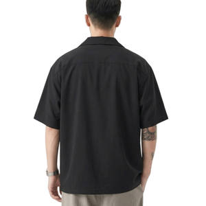 เสื้อเชิ้ตแขนสั้นผู้ชายราคาถูก ขายส่ง เสื้อเชิ้ตคอปกติดกระดุมสำหรับฤดูร้อน เสื้อผู้ชายทรงหลวม สตรีทแวร์ เสื้อเรียบๆ สั่งทำได้ รุ่น TKAN855 - Product Image 2
