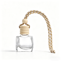 Diffuseur de parfum carré esthétique de 8 ml pour voiture, pendentif vide en verre pour décoration automobile