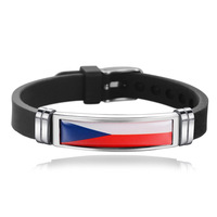 Bracelet de manchette en acier inoxydable de drapeau de pays différent fait sur commande de mode pour des femmes