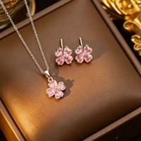 Collier pendentif trèfle en cuivre et zircone vert émeraude pour femme, breloque en cristal, collier plaqué or de luxe léger et haut de gamme