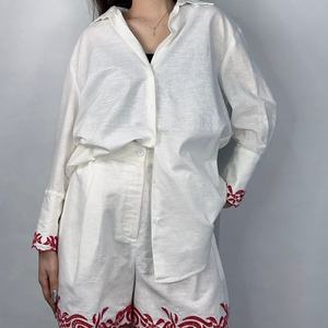 Ensemble deux pièces décontracté pour femme : chemise unie à manches longues et short ample – Nouvelle collection OEM - Product Image 1