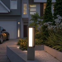Lumières solaires de jardin extérieur Décoration de lumières de patio de jardin solaire imperméable pour la décoration de jardin d'escalier de patio