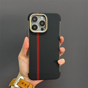 Ốp điện thoại <span class=keywords><strong>iPhone</strong></span> 13 14 15 16 Pro Max siêu mỏng, khung kim loại, chất liệu sợi carbon cao cấp, không viền - Product Image 3