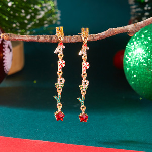 Boucles d'oreilles <span class=keywords><strong>de</strong></span> <span class=keywords><strong>Noël</strong></span> en alliage <span class=keywords><strong>chic</strong></span> et luxueuses - Paire unique avec pendentif flocon <span class=keywords><strong>de</strong></span> neige et Père <span class=keywords><strong>Noël</strong></span> festifs - Product Image 6