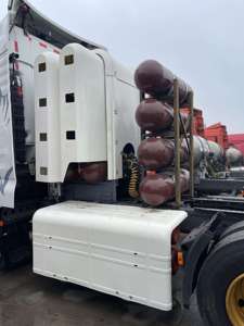 รถบรรทุกหัวลากมือสอง C7H SINOTRUK SITRAK 6x4 10 ล้อ บรรทุกได้ 40 ตัน รถบรรทุกหนักมือสอง - Product Image 2