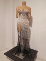 Robe de soirée sirène élégante à épaules dénudées avec strass et franges pour femme, idéale pour dîner, anniversaire, mariage ou fête