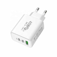 Chargeur électrique USB-C QC3.0 40W à charge rapide 3 ports PD avec rotation à 360° pour téléphones mobiles