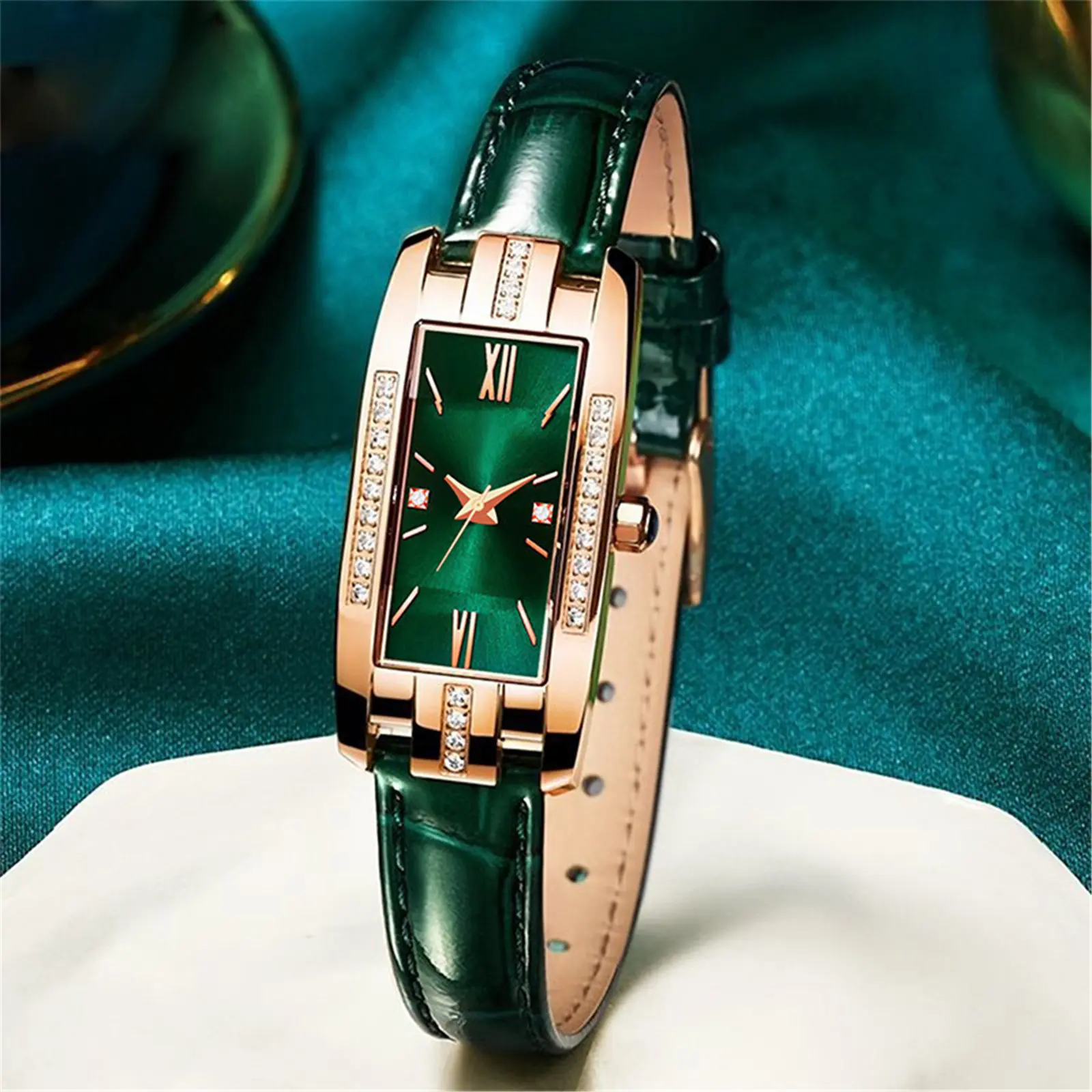 Luxury Watches Women Square Rose Gold Wrist Watches Green Leather Fashion Watches Female Ladies Quartz Clock Gifts montre femme