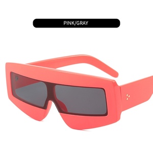 Gafas de Sol Unisex Y2K Futuristas con Logotipo Personalizado, Lentes de una Pieza con Gradiente UV400, Estilo Moderno y Distintivo - Product Image 5