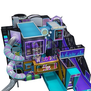 Aire de jeux intérieure sur le thème de l'espace certifiée ASTM F1918 avec trampoline, toboggans en spirale et structure à thème de construction - Product Image 1