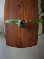 Table à manger ovale en bois massif de style nordique minimaliste moderne d'Amérique du Nord