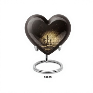 Venta caliente gran corazón ajedrez cremación urna para adultos para cenizas humanas con soporte y bolsa de terciopelo gratis - Product Image 1