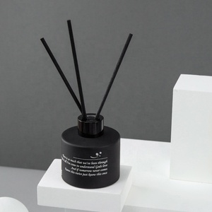 Venta al por mayor vacío 4oz 50ml 120ml 200ml negro blanco redondo vidrio caña difusor botellas para Aroma Perfume <span class=keywords><strong>en</strong></span> venta - Product Image 6