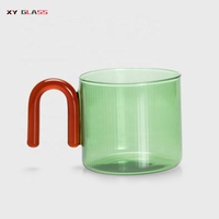 Tasse à café colorée en verre borosilicaté faite à la main à usage domestique de conception amusante décorative