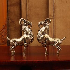 Латунная ретро-фигурка самки антилопы, креативное металлическое изделие ручной работы, украшение для дома и офиса, настольный декор, фигурка-компаньон для чайной церемонии, миниатюра - Product Image 1