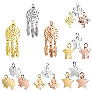 Lot de 5 pendentifs en acier inoxydable : Pentagramme, Éléphant, Ailes de chat, Lotus, Attrape-rêves, Arbre de vie, Amour - Collier avec pendentif - Product Image 1