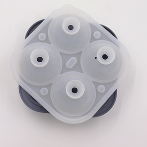 Plateau à glaçons à <span class=keywords><strong>4</strong></span> cavités à dégagement facile Moule à glaçons rose en silicone 3D de 2 pouces pour cocktail whisky <span class=keywords><strong>bourbon</strong></span> - Product Image 4