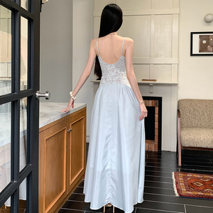 Robe longue vintage d'été pour femme, style niche, design français, col en V, dentelle, effet amincissant, élégante - Product Image 3