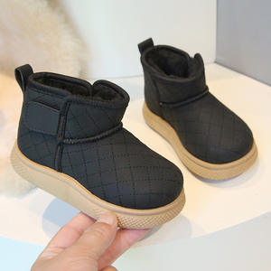 2025 hiver enfants garçons bottes de neige respirant sans lacet cheville polaire épaissi PVC coton chaussures décontractées nouveau Style - Product Image 4