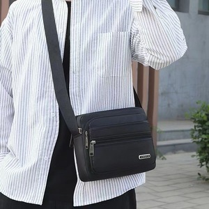Giggle Sac bandoulière pour homme en tissu Oxford, sangle réglable, grande capacité, sac de voyage unisexe, couleur unie, tenues de tous les jours - Product Image 5
