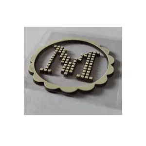 Etiqueta engomada levantada del logotipo de la impresión de la transferencia de calor del silicón 3D para la ropa