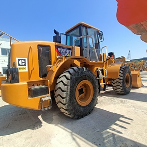 Cargadora Frontal Usada Caterpillar 950GC Modelo 2023, Carga Nominal de 15 Toneladas, Motor Cummins de 213 KW, Pocas Horas de Uso (0-2000), Para Trabajo Pesado en Canteras - Product Image 6