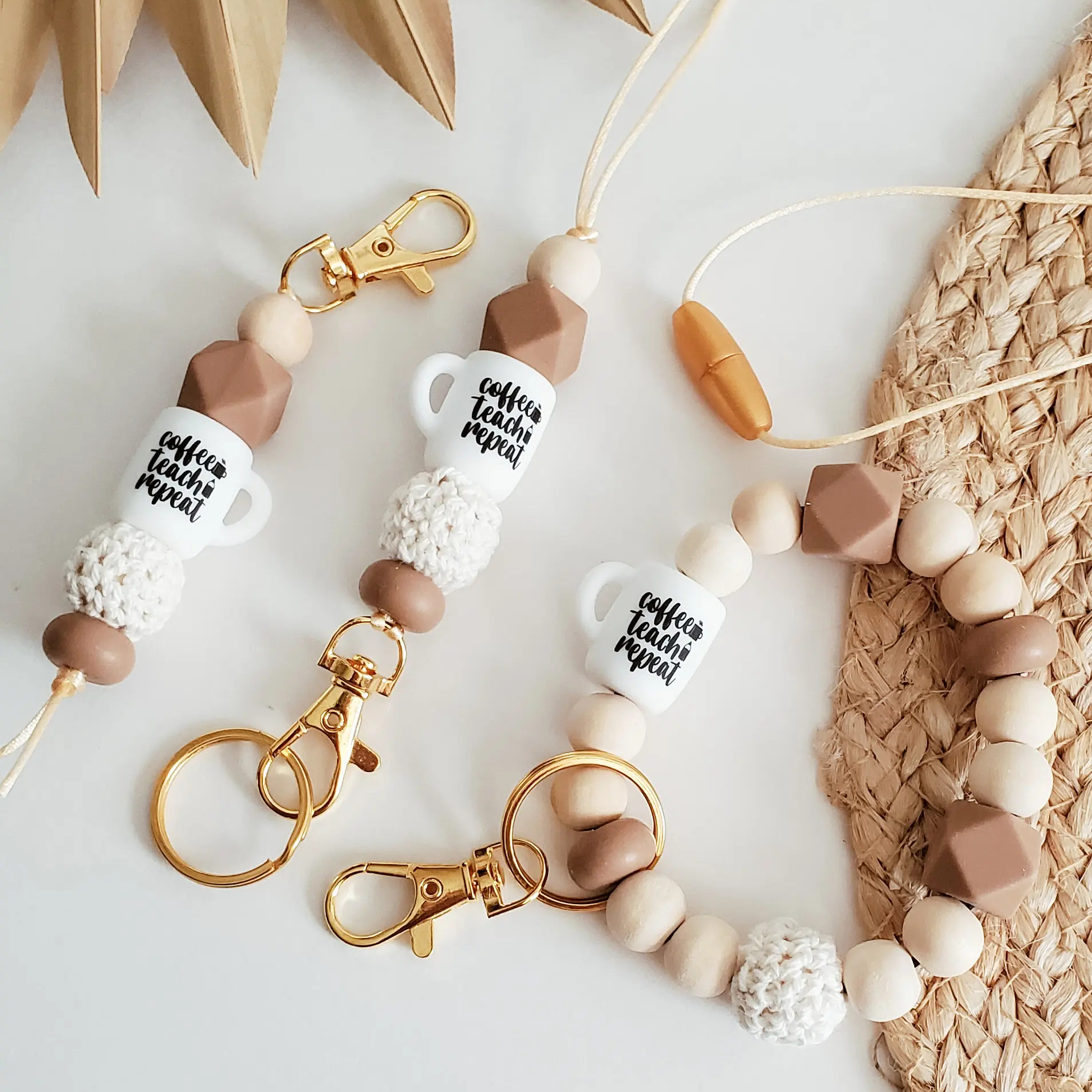 Custom Acrylic Lanyard Pencil Acrylic Silicone Beads Letter Tassel Lanyard with Work Card Simple Fashion Wholesale