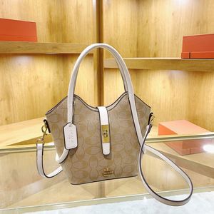 High-end Women's Vintage Style Printed Handbag, Large Capacity Casual <b>Backpack</b>, Geometric Shape Ladies' Bag.650 - Product Image 2