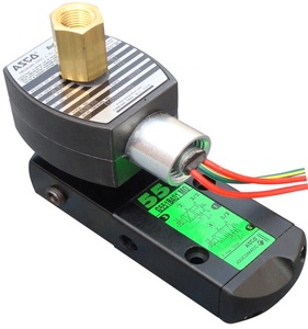Solénoïde antidéflagrant à haut débit Série 551 1/4 pouce EFG551H401MO EF8551G402MO EF8531G417MO - Product Image 1