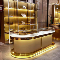 Vitrine de luxe pour bijoux en verre trempé, construction métallique, éclairage LED, couleur/taille personnalisable, options de finition multiples