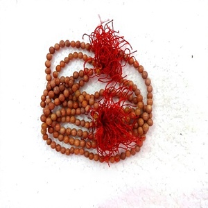 Chapelet Japa Mala artisanal en cristal d'aventurine pêche naturelle, 100 perles, pierre semi-précieuse pour la prière hindoue - Product Image 1
