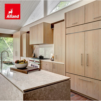Armoires de cuisine Allandcabinet au design moderne avec portes en bois grainé du Brésil, en mélamine, avec îlot de cuisine ouvert et cuisinière à gaz