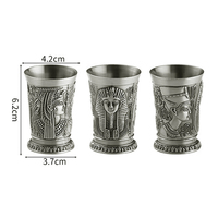 Vente en gros de pharaon égyptien rétro créatif design10cl petit verre à liqueur de forme ovale gravé unique avec vitrines