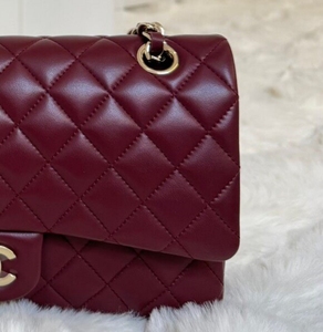 Sac à main <span class=keywords><strong>bandoulière</strong></span> de luxe pour <span class=keywords><strong>femme</strong></span> en <span class=keywords><strong>cuir</strong></span> véritable matelassé losanges classiques 2026 avec logo, élégant, fermeture à rabat et chaîne - Product Image 3