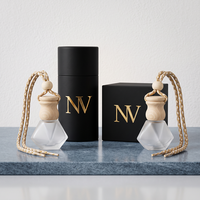 Diffuseur de parfum portable pour voiture, flacon en verre givré avec bouchon en bois, pendentif diffuseur d'arômes pour voiture