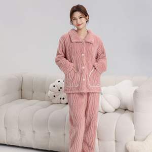 <span class=keywords><strong>Pigiama</strong></span> <span class=keywords><strong>in</strong></span> <span class=keywords><strong>pile</strong></span> di corallo spesso per donna <span class=keywords><strong>taglie</strong></span> forti con colletto rovesciato abbigliamento per la casa <span class=keywords><strong>in</strong></span> flanella traspirante - Product Image 3