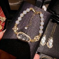 Colliers et bracelets tendance pour femmes, bijoux de mode personnalisés, pendentif blanc sculpté en perles, scintillant, pour mariage, vente chaude