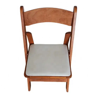 Chaises pliantes en bois brun avec coussin rembourré blanc, sièges pour invités adultes pour événements de mariage