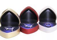 Boîte à bijoux Boîte à bijoux luxueuse à lumière LED Boîtes en papier créatives en gros pour bague et collier Emballage cadeau
