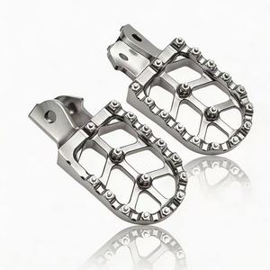 ที่พักเท้ามอเตอร์ไซค์ CNC อลูมิเนียมชุบอโนไดซ์ สำหรับรถวิบาก อุปกรณ์ตกแต่งมอเตอร์ไซค์ออฟโรด อะไหล่แท้จากโรงงาน - Product Image 4