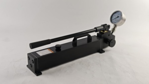 Pompe hydraulique manuelle simple action portable VHP-2100 2100 bar pour l'installation et l'entretien des manchons d'expansion hydrauliques - Product Image 5