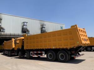 Howo 6x4 impulsado tipo LHD instalado 450 Hp motor GVW diseño volquete camión volquete - Product Image 6