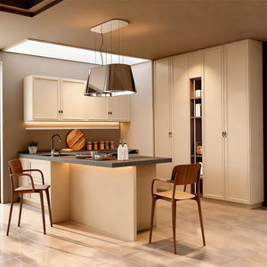 Mobile da Cucina Americano Classico in Legno Massello di Rovere Rosso Verniciato con Ante in Compensato, Configurazione di Alta Gamma - Product Image 6