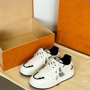 Sneakers décontractées polyvalentes rétro en matériaux écologiques <span class=keywords><strong>vegan</strong></span>, semelle souple antidérapante, toutes saisons, Guangdong Chine - Product Image 1