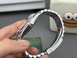 高級5A品質腕時計 3235自動巻き防水機械式ムーブメント スポーツウォッチ メンズファッション ステンレススチール自動巻き腕時計 - Product Image 3