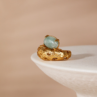 Bague en or martelé irrégulière et creuse avec pierre ovale naturelle, ajustable, style vintage, bijou artisanal pour femme, vente en gros