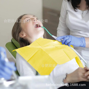 Factory direct sales of waterproof and oil-proof coated dental bibs, tattoo cleaning <b>tablecloths</b>, and disposable dental pads. - Product Image 3
