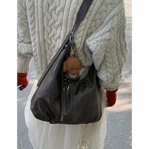 Sac fourre-tout rétro Wasteland pour femme en PU, grande capacité, doublure polyester, fermeture éclair, sac à bandoulière, nouvelle collection printemps tendance - Product Image 2